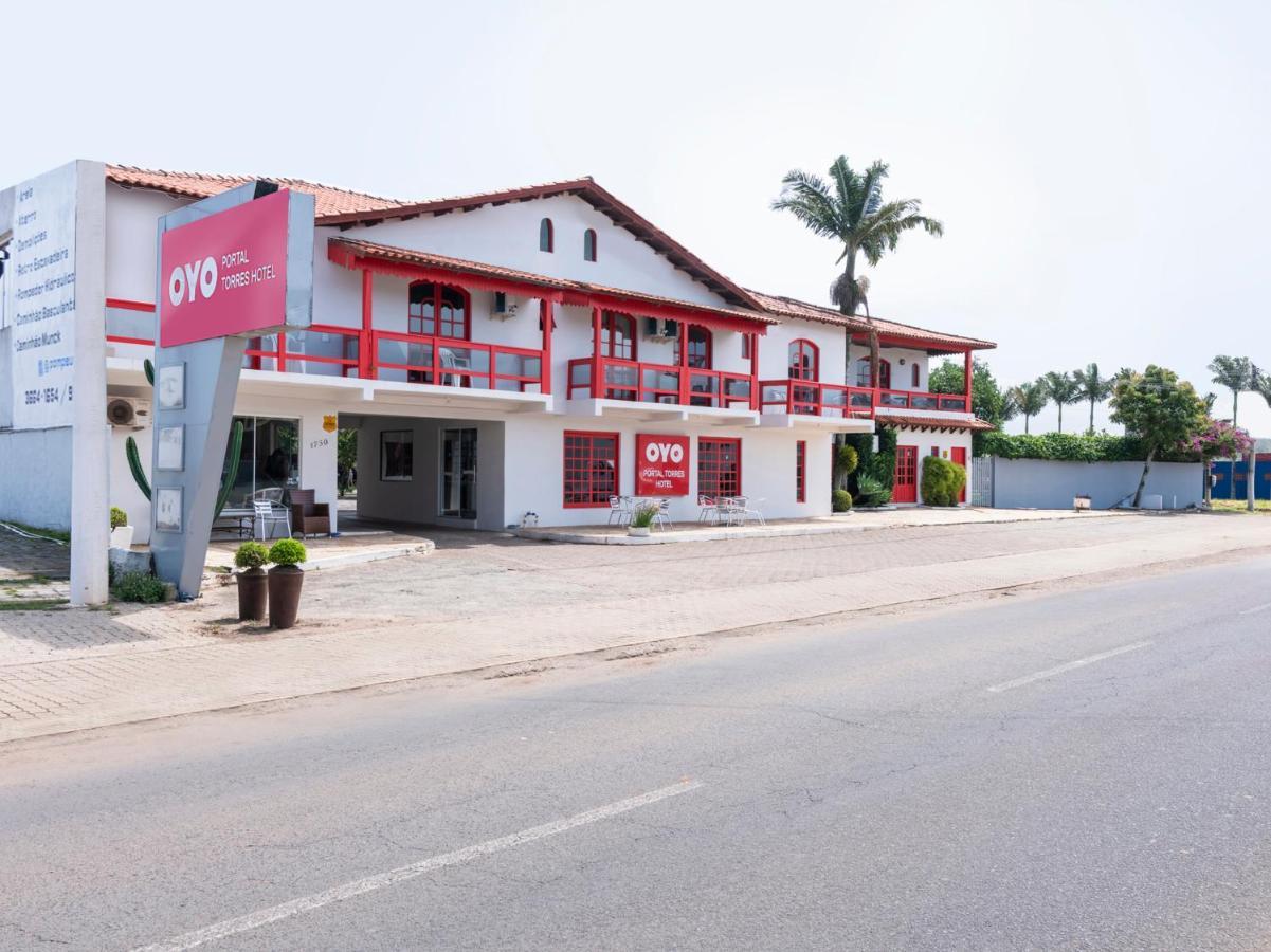 Portal Torres Hotel Exterior photo